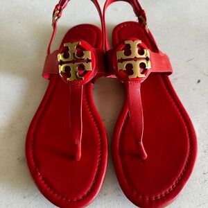 Authentic Tory Birch size 8.5 coral color